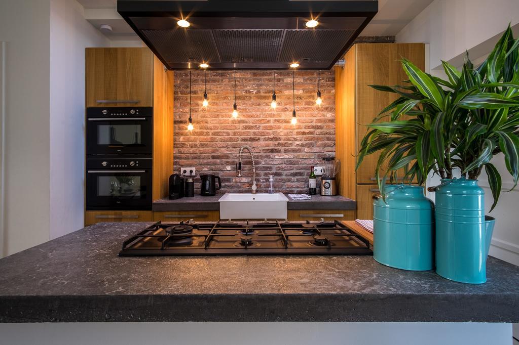 ウェイク・アーン・ゼーWijkiki Surf Houseアパートメント エクステリア 写真