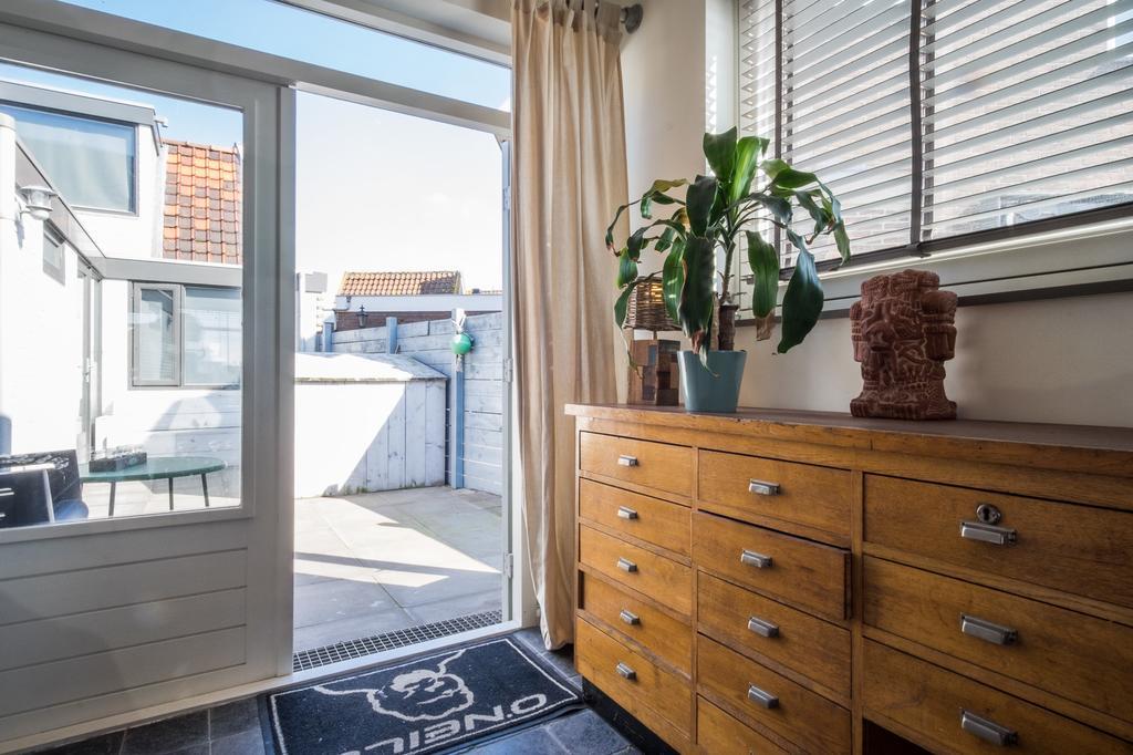 ウェイク・アーン・ゼーWijkiki Surf Houseアパートメント エクステリア 写真