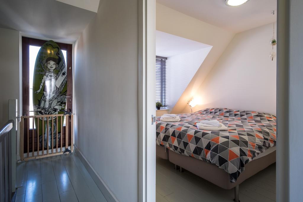 ウェイク・アーン・ゼーWijkiki Surf Houseアパートメント エクステリア 写真