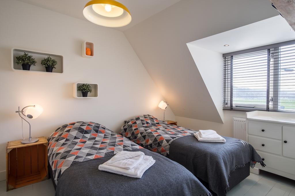 ウェイク・アーン・ゼーWijkiki Surf Houseアパートメント エクステリア 写真